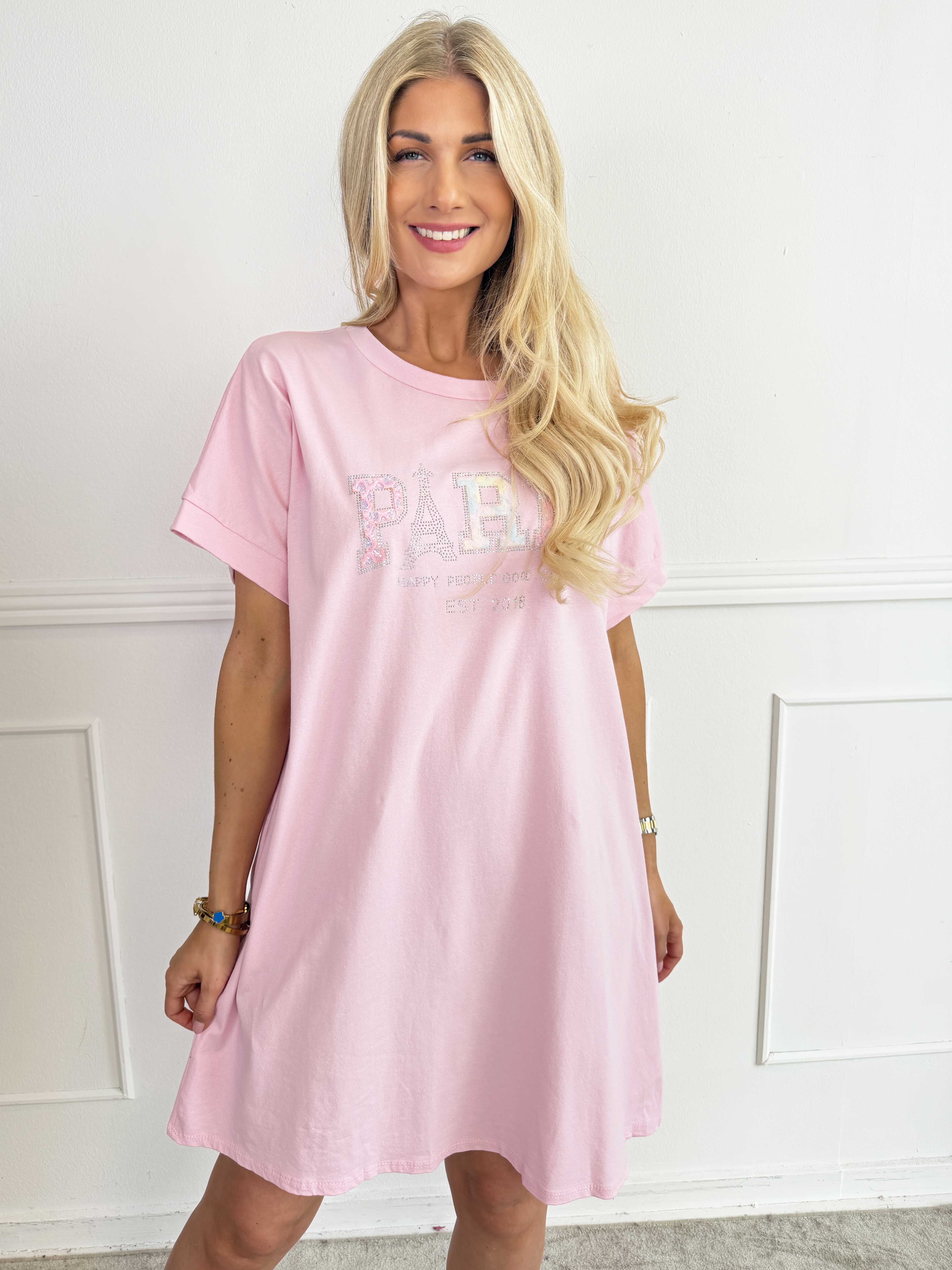 Milla - Plus size t-shirtkjole i bomuld med Paris stående med similisten